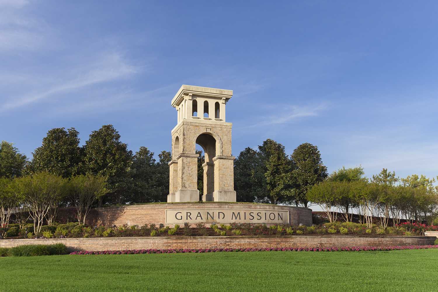 New Homes in Grand Mission Estates 50ft. lots Home Builder in