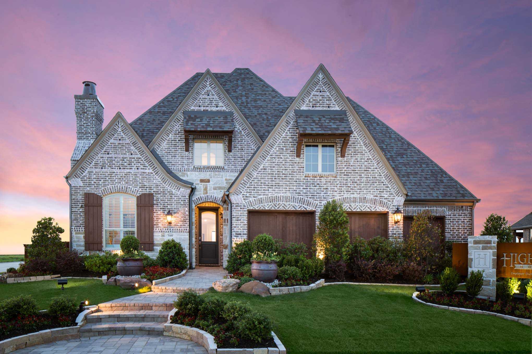 New Homes In The Tribute: Westbury - Home Builder In The Colony TX