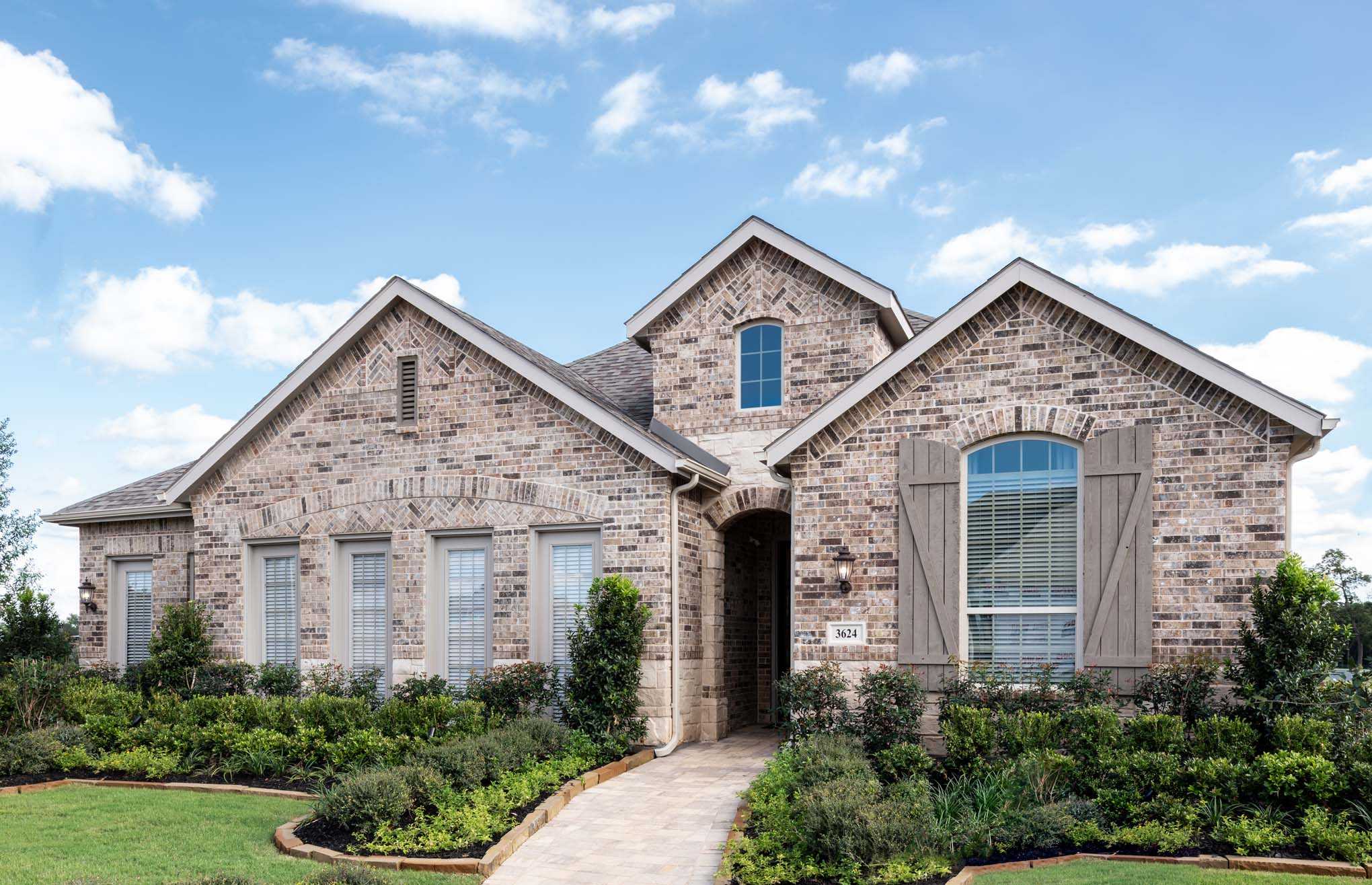 New Homes in Gateway Village Greenway Park Home Builder in Denison TX