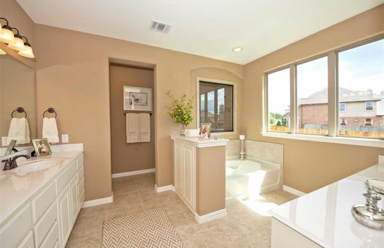 Model Home in Austin Texas, Parkside at Mayfield Ranch 70s community